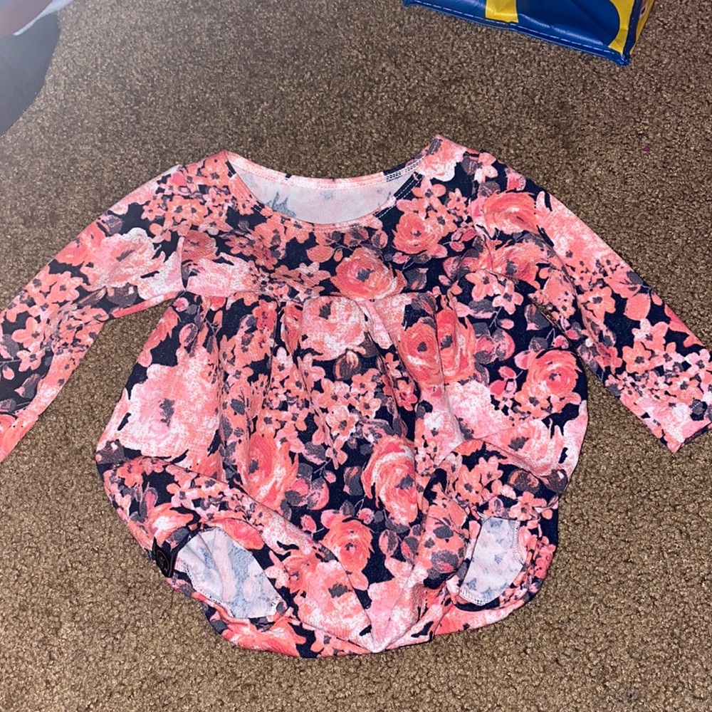 9-12 M onesie long sleeve